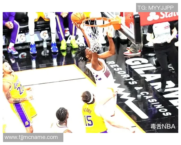 雷迪克八村塁、文森特、范德比尔特、海斯将出战明天的比赛 雷迪克八村塁、文森特、范德比尔特、海斯将出战明天的比赛