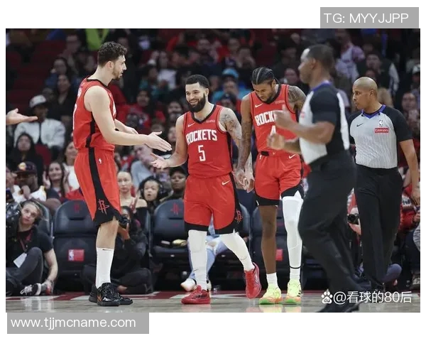 新浪NBA火箭热点小时报丨2025年12月28日20时_今日实时NBA火箭热点速递 新浪NBA火箭热点小时报丨2025年12月28日20时_今日实时NBA火箭热点速递