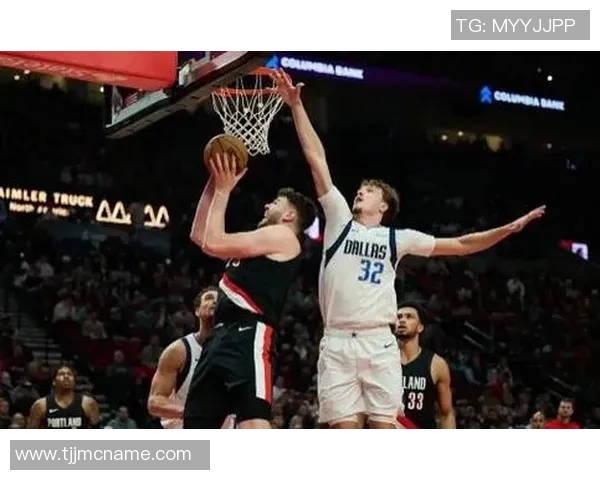 阿夫迪亚三双闪耀,开拓者客场力克马刺 阿夫迪亚三双闪耀,开拓者客场力克马刺